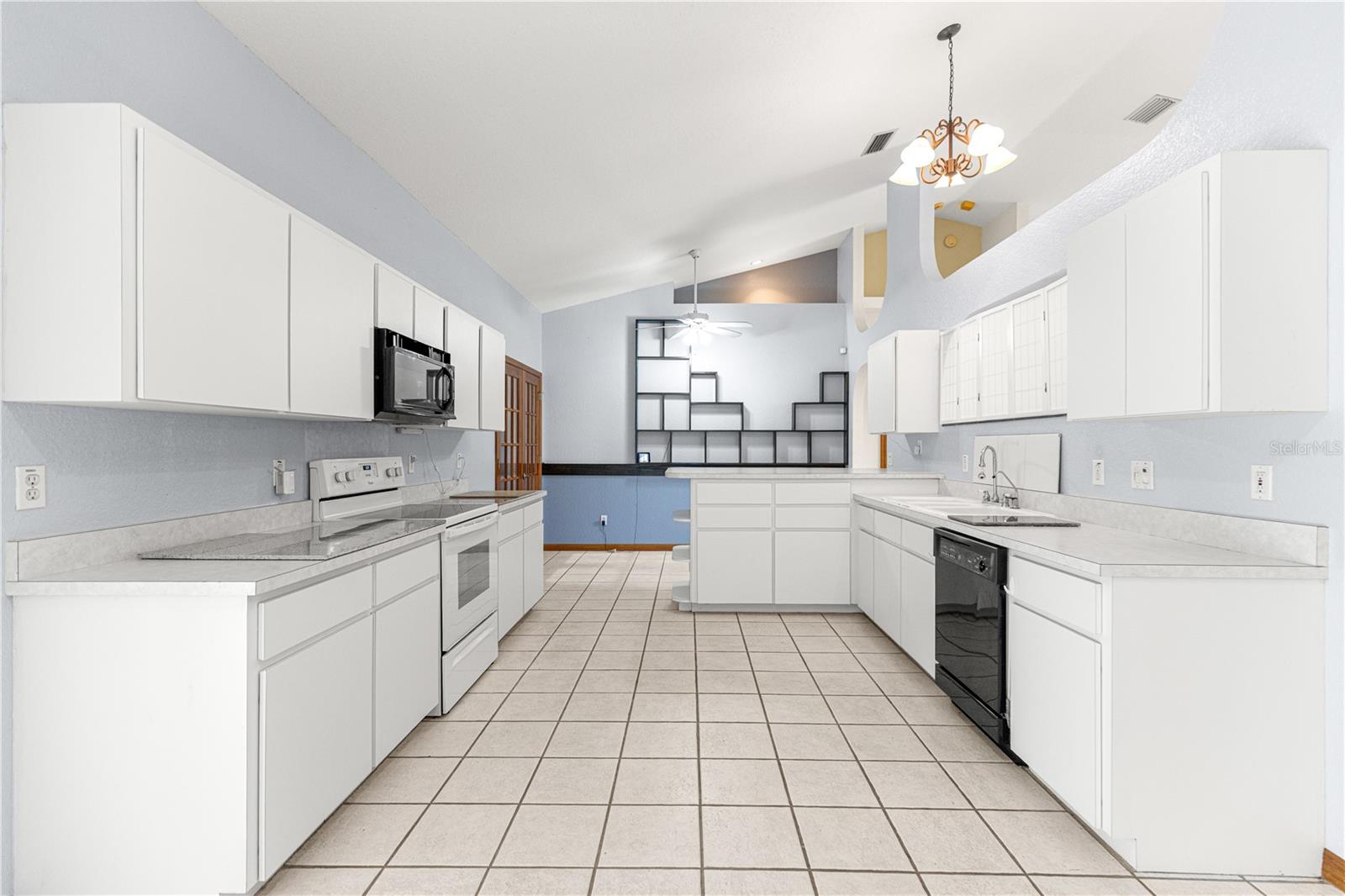 OCALA HIGHLANDS ESTATE - Residential