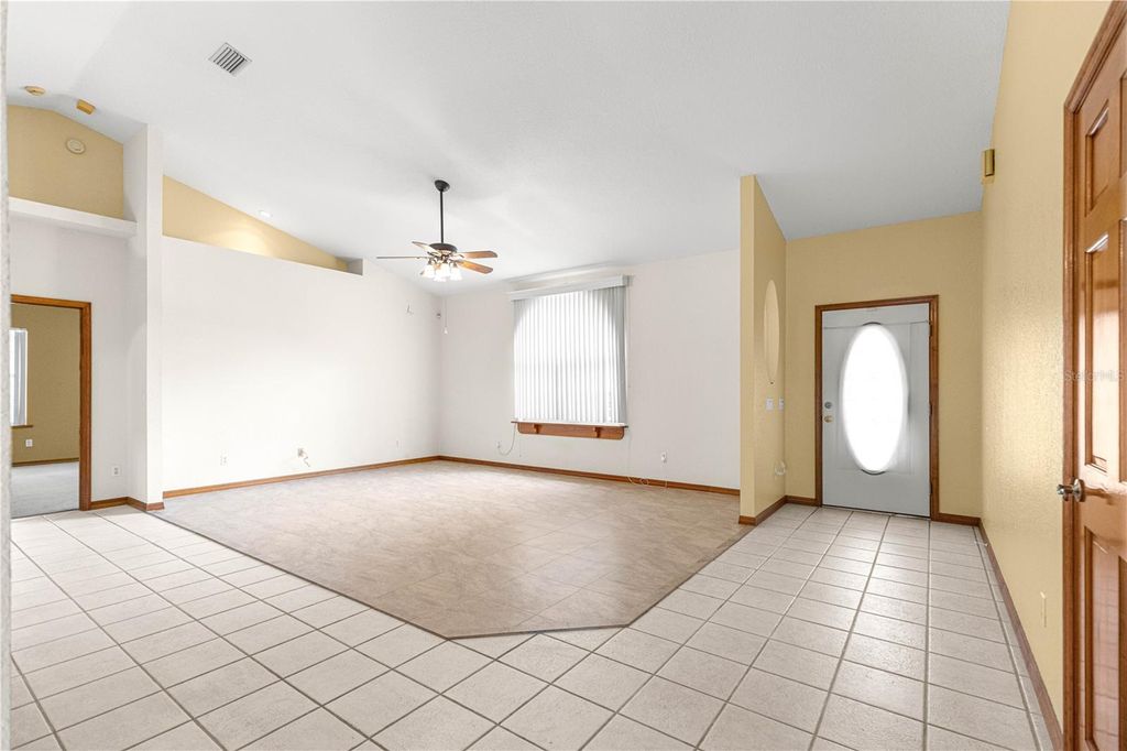 Photo of 1090 NW 67th Place, Ocala, FL 34475 (MLS # GC538971)