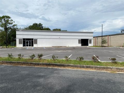 Tiny photo for 13922 N Us-441 Highway, Lady Lake, FL 32159 (MLS # G5097353)
