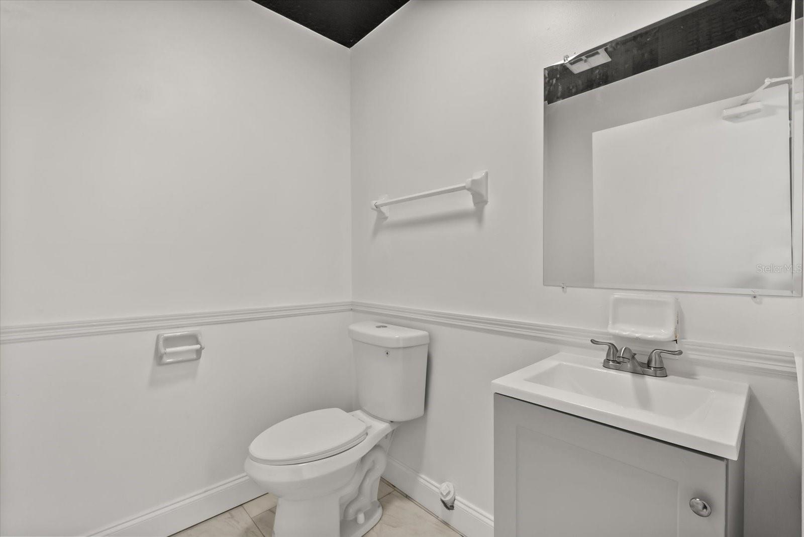 260 POWER CT 110 - Commercial Lease