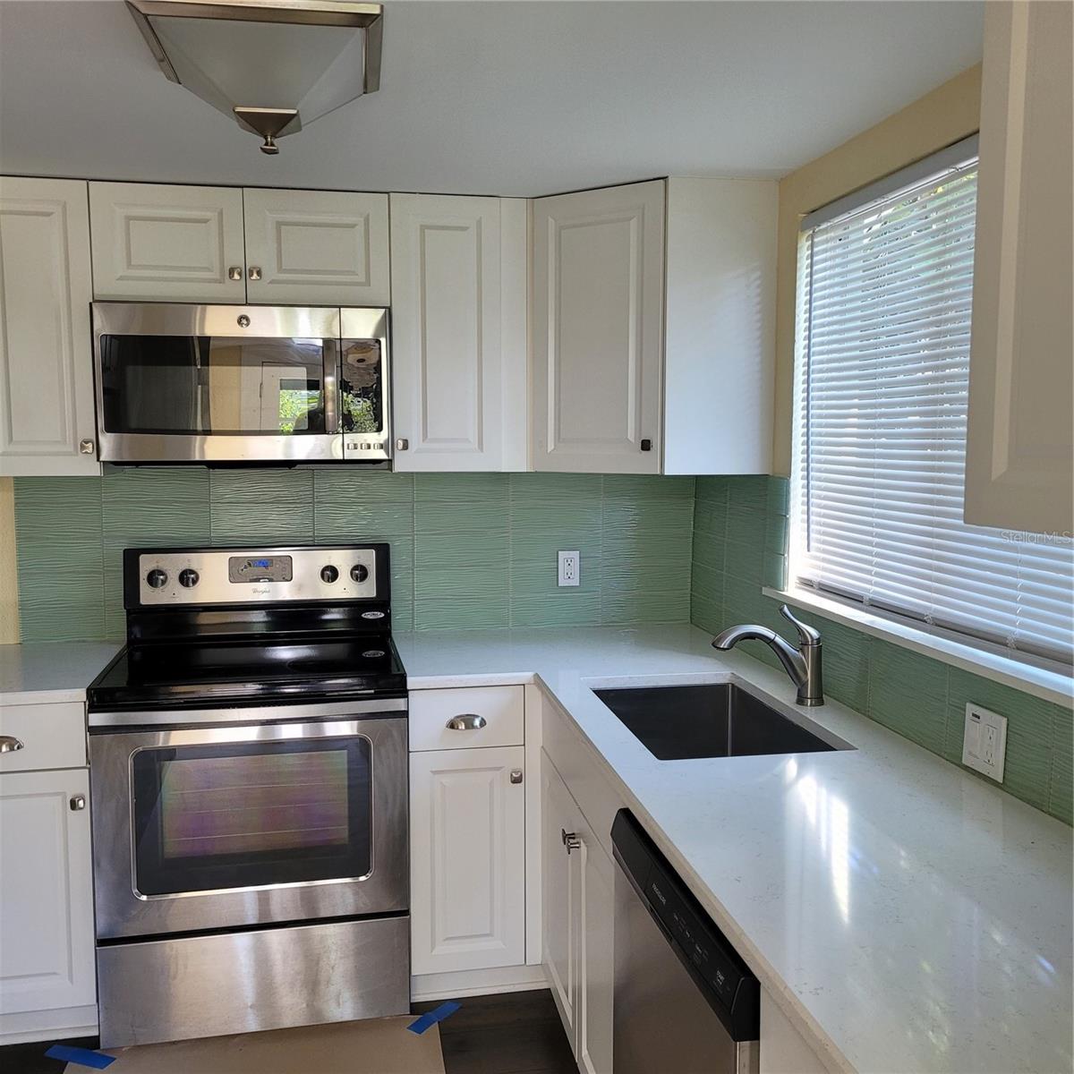 HALLS CENTRAL AVE 1 - Residential Lease