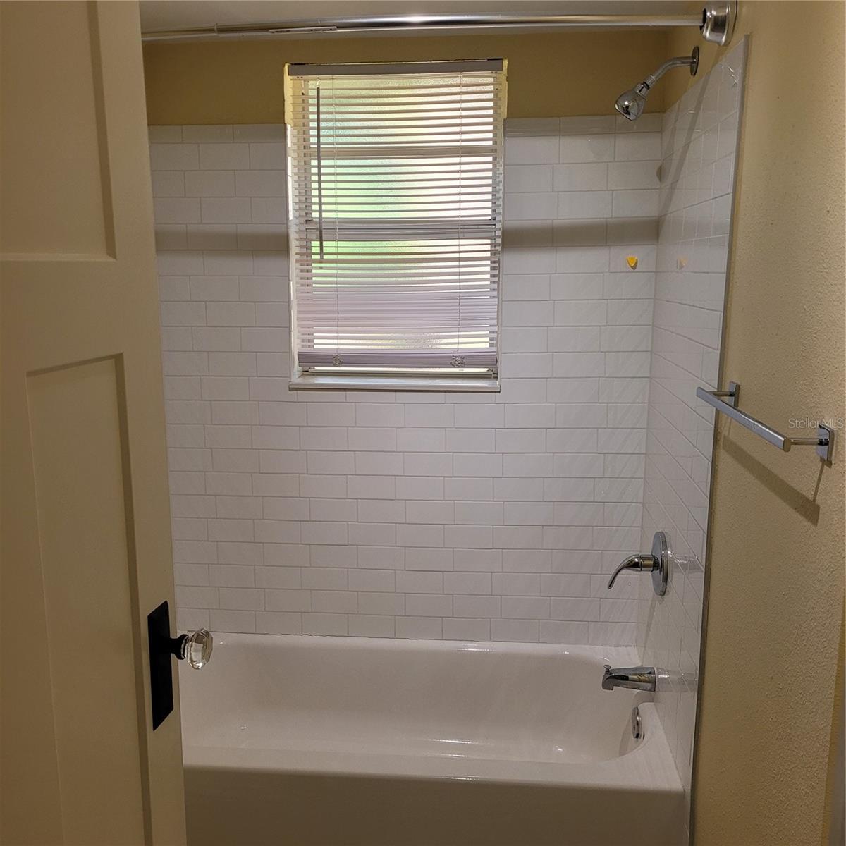 HALLS CENTRAL AVE 1 - Residential Lease