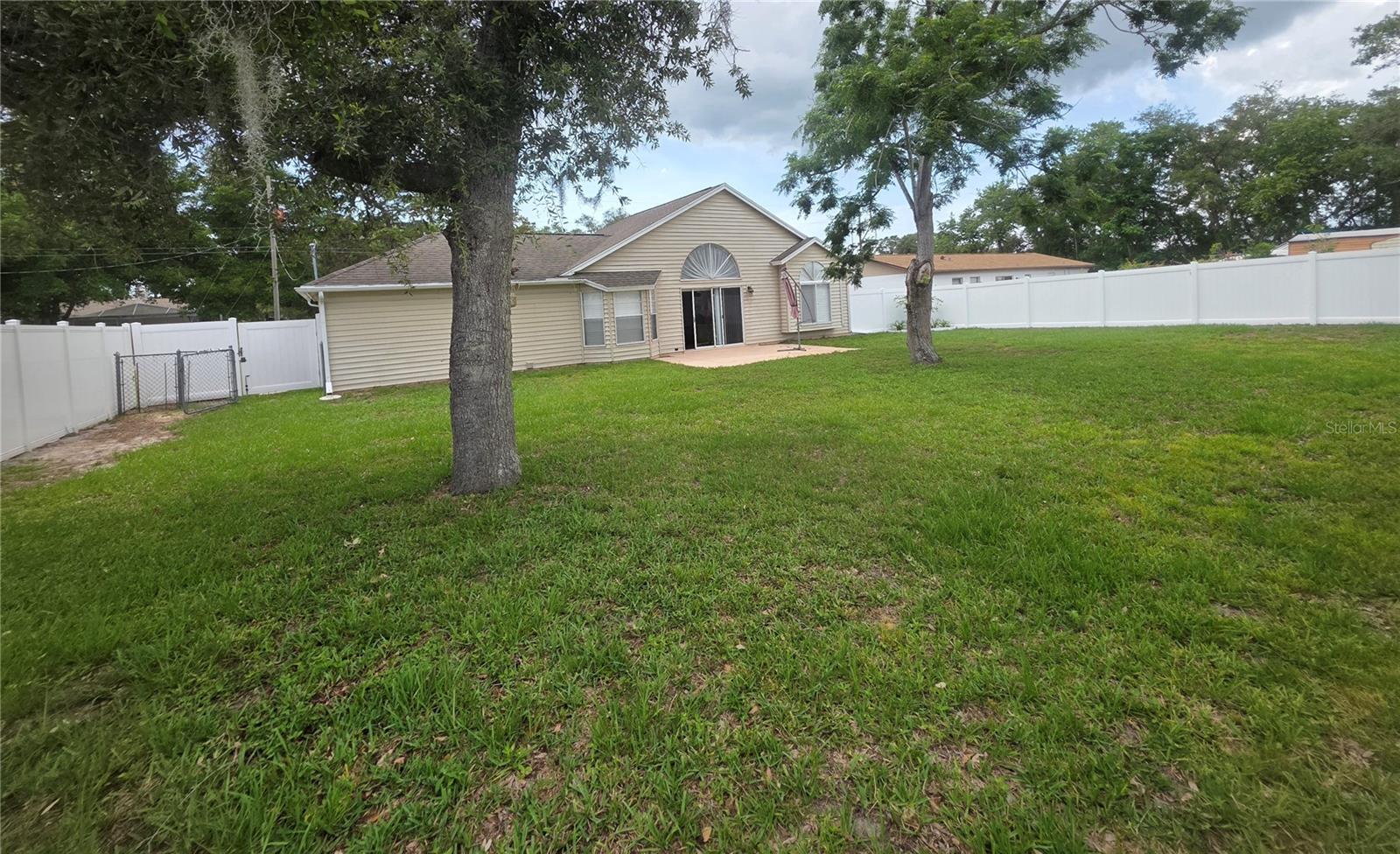 SPRING HILL - Residential