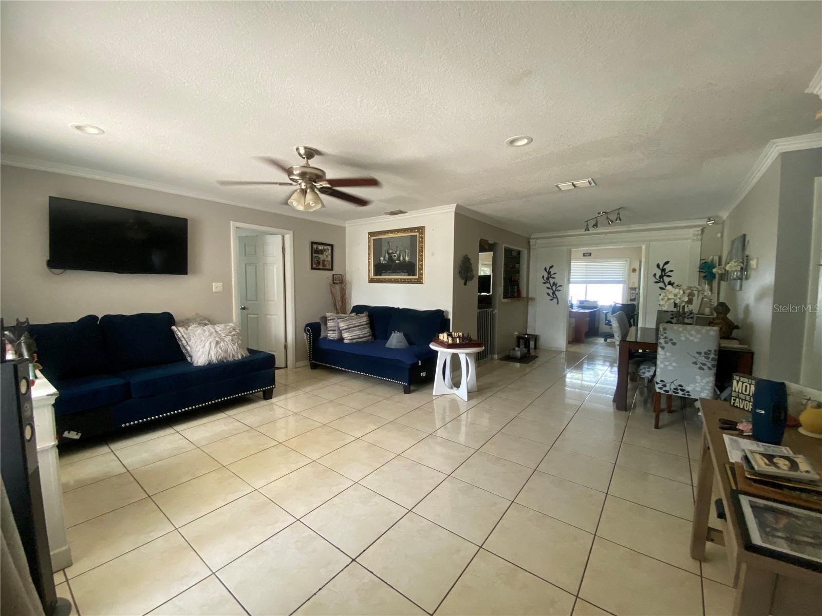1255 GUINEVERE DRIVE