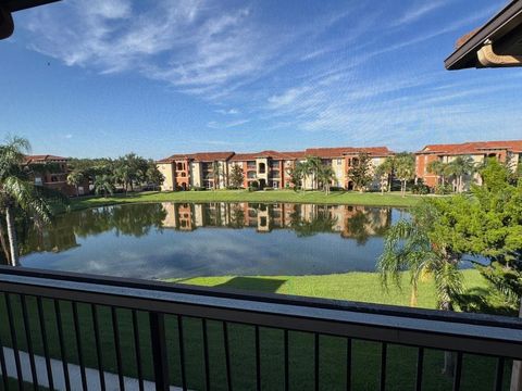 Photo of 5536 Metrowest Boulevard #8-311, Orlando, FL 32811 (MLS # O6395063)
