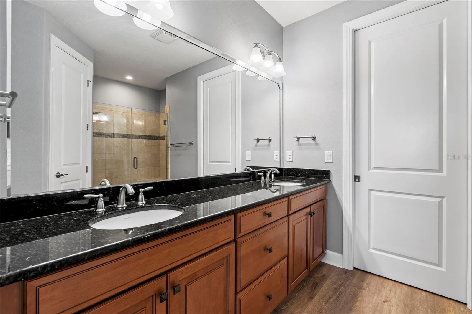 ARTISAN LAKES ESPLANADE PH I SP A-D - Residential