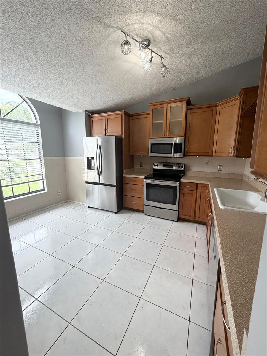 2136 OPAL DRIVE