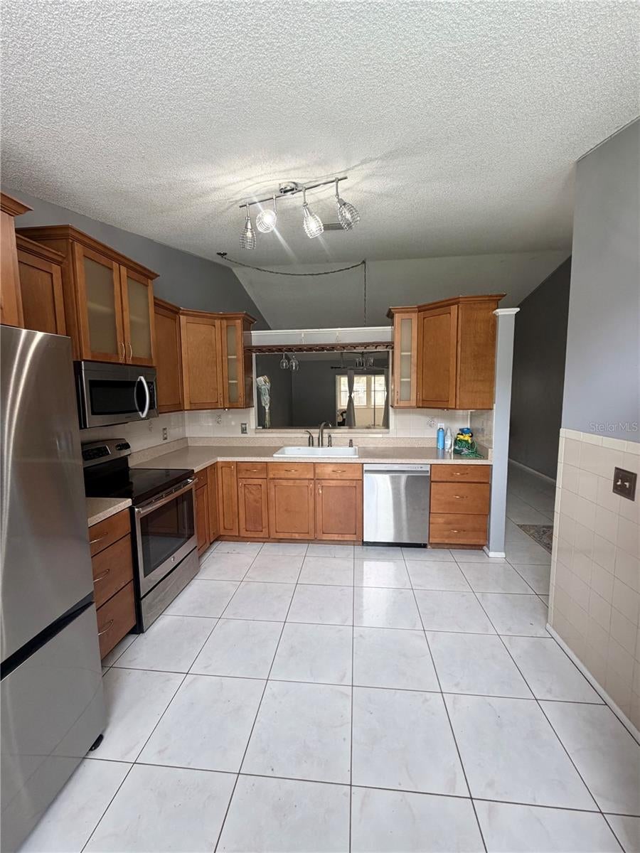 2136 OPAL DRIVE