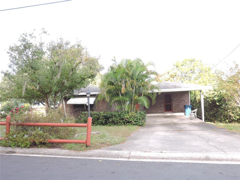 Pinehurst tract | Sarasota Real Estate 3 Photo of 1131 Sunset Drive, Lake Wales, FL 33853 (MLS # K4903119)