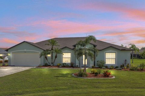 A home in PUNTA GORDA