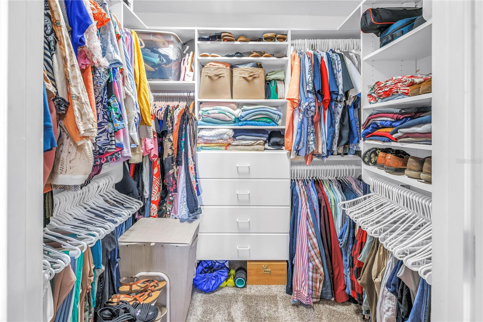 TIDES VILLAGE - CONCOURSE - Residential