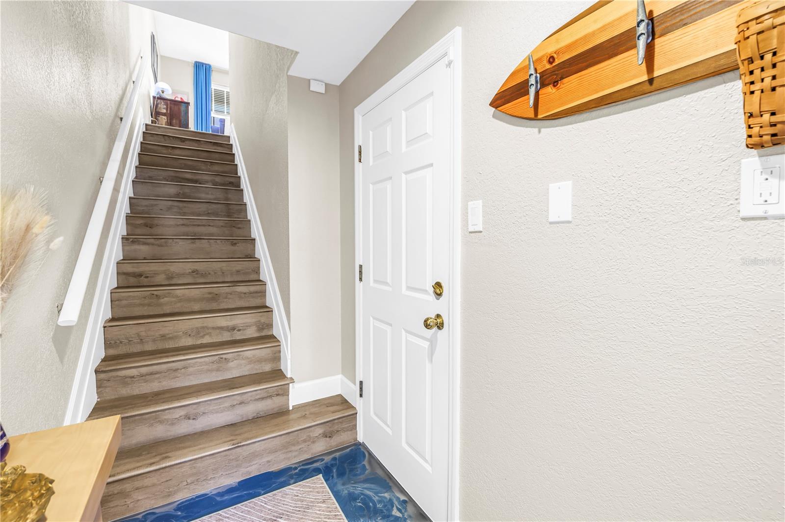 TIDES VILLAGE - CONCOURSE - Residential