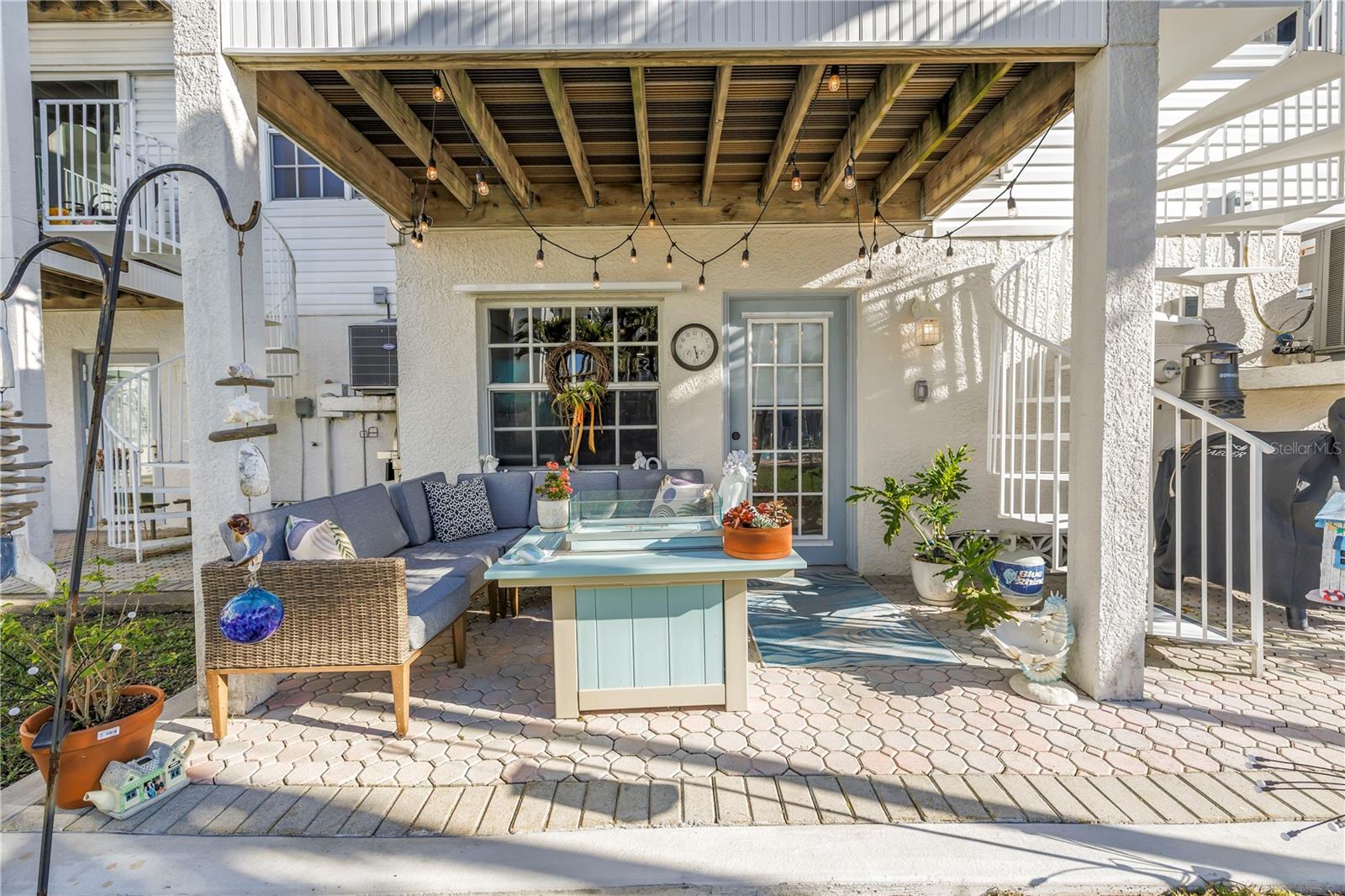 TIDES VILLAGE - CONCOURSE - Residential