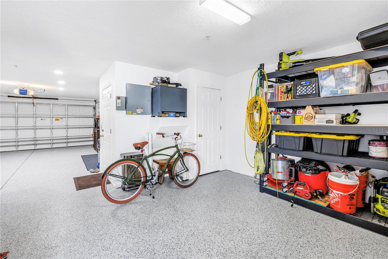 TIDES VILLAGE - CONCOURSE - Residential