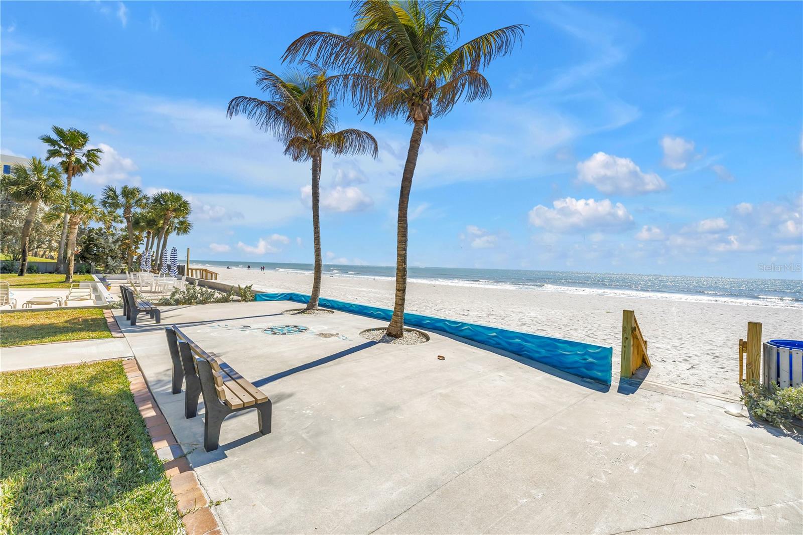 TIDES VILLAGE - CONCOURSE - Residential