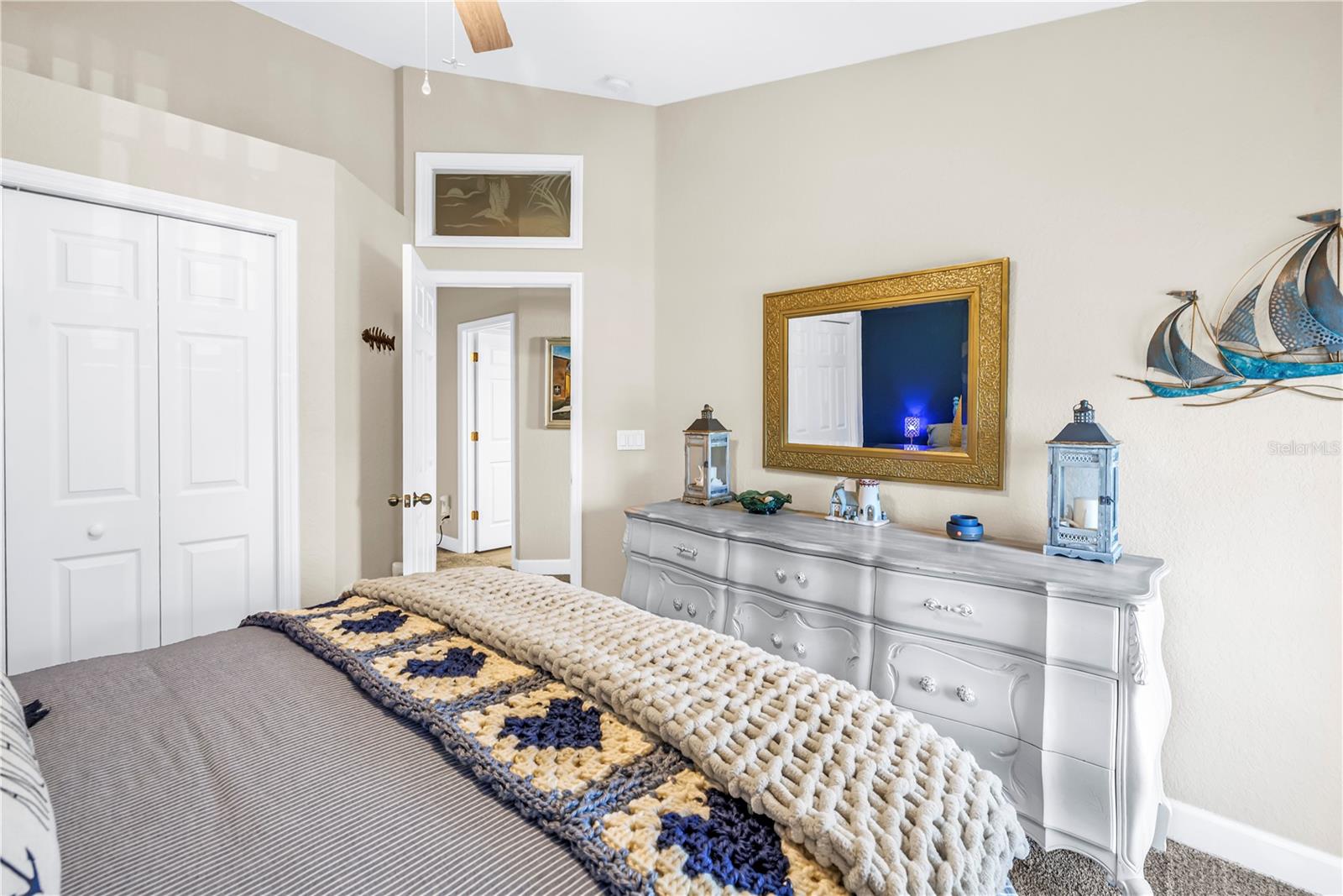 TIDES VILLAGE - CONCOURSE - Residential