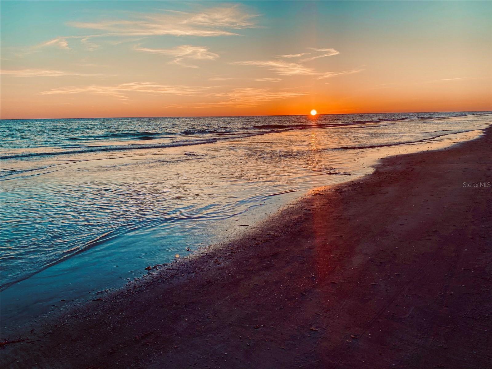 TIDES VILLAGE - CONCOURSE - Residential