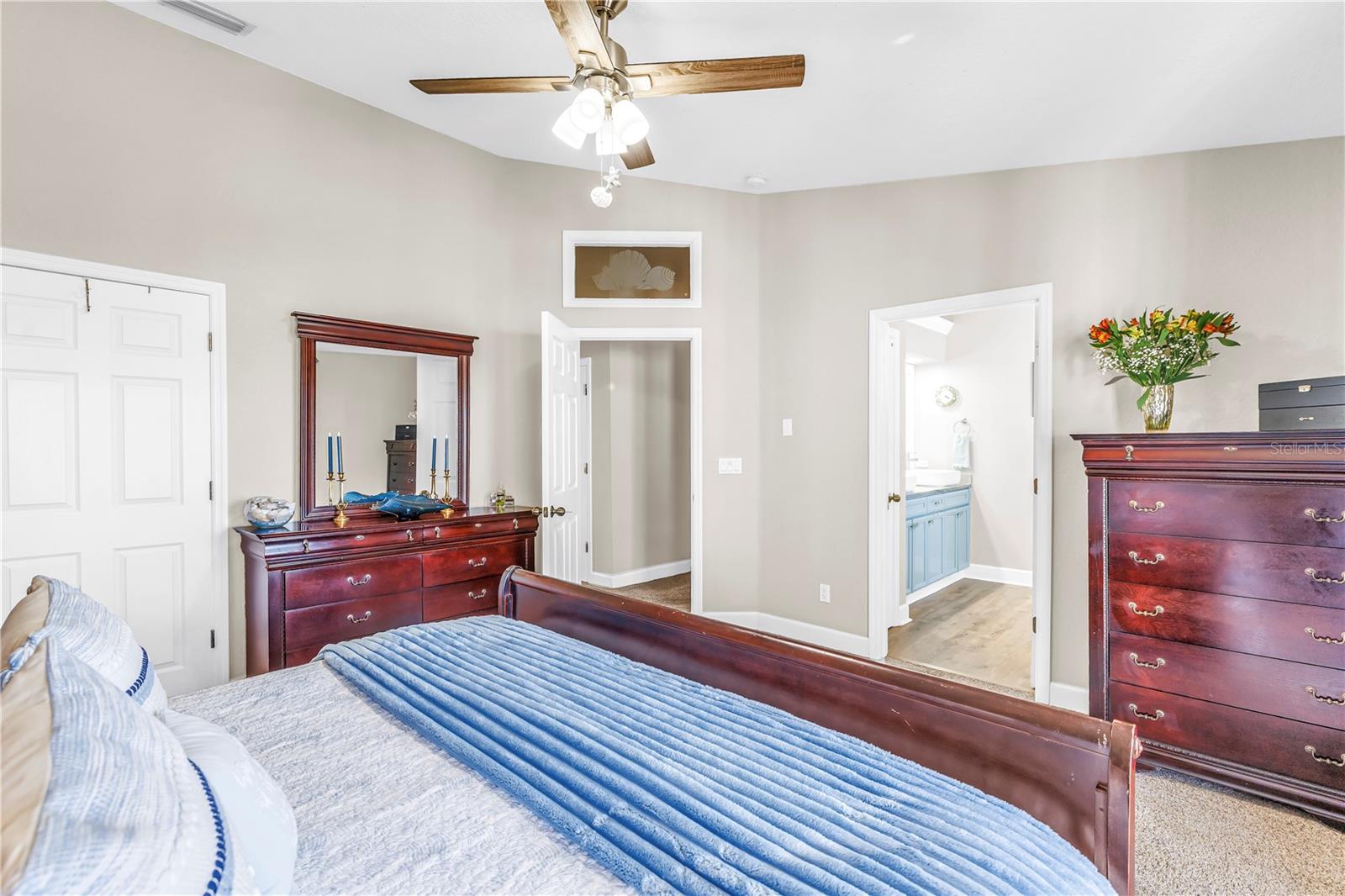 TIDES VILLAGE - CONCOURSE - Residential