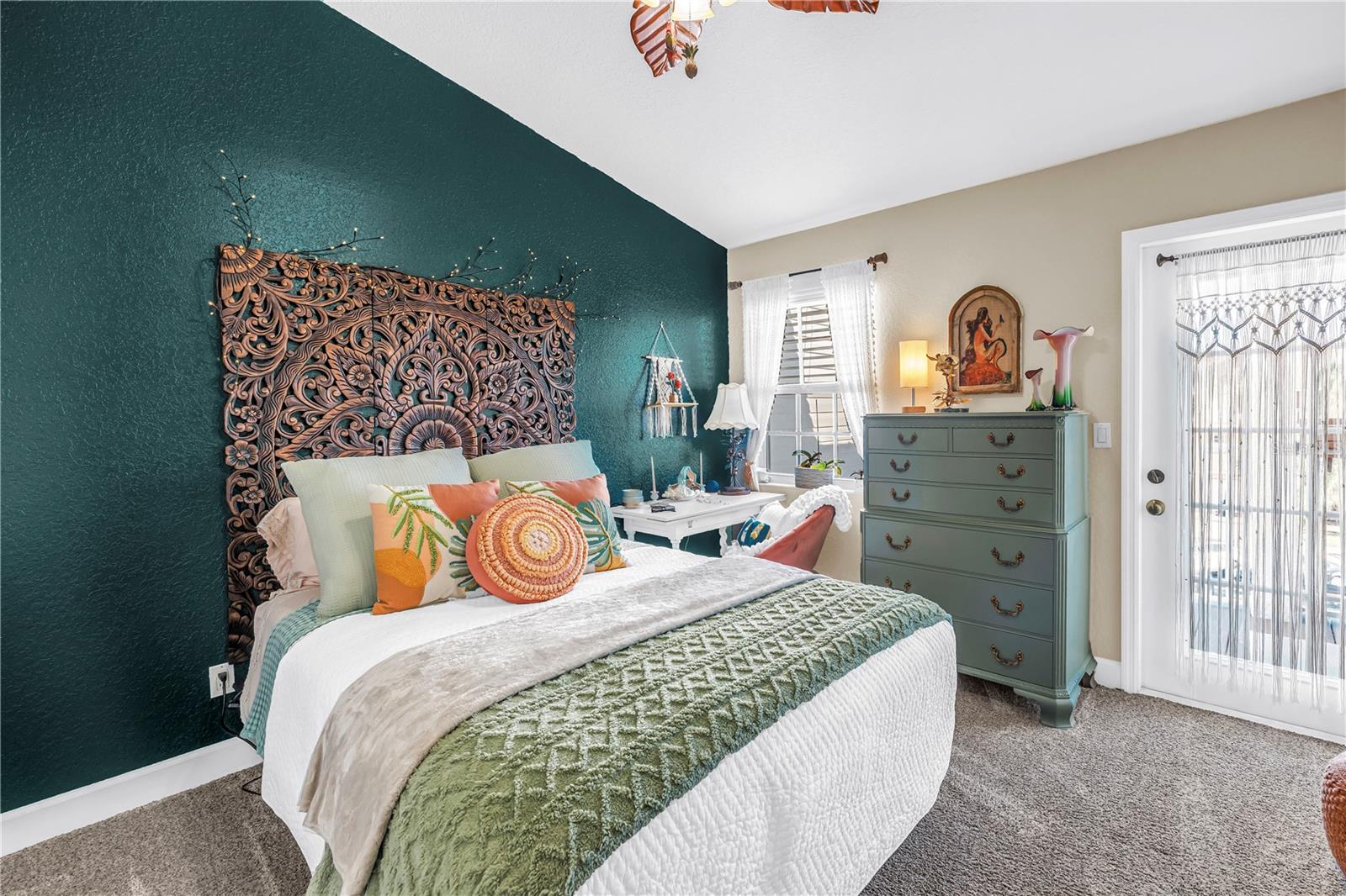 TIDES VILLAGE - CONCOURSE - Residential