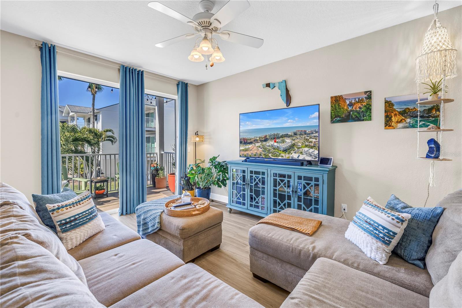 TIDES VILLAGE - CONCOURSE - Residential