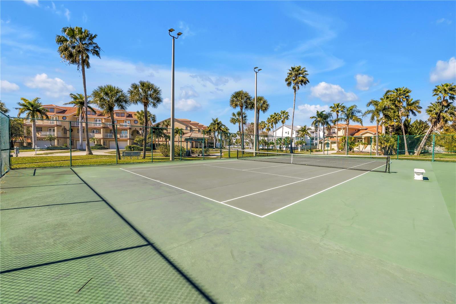 TIDES VILLAGE - CONCOURSE - Residential