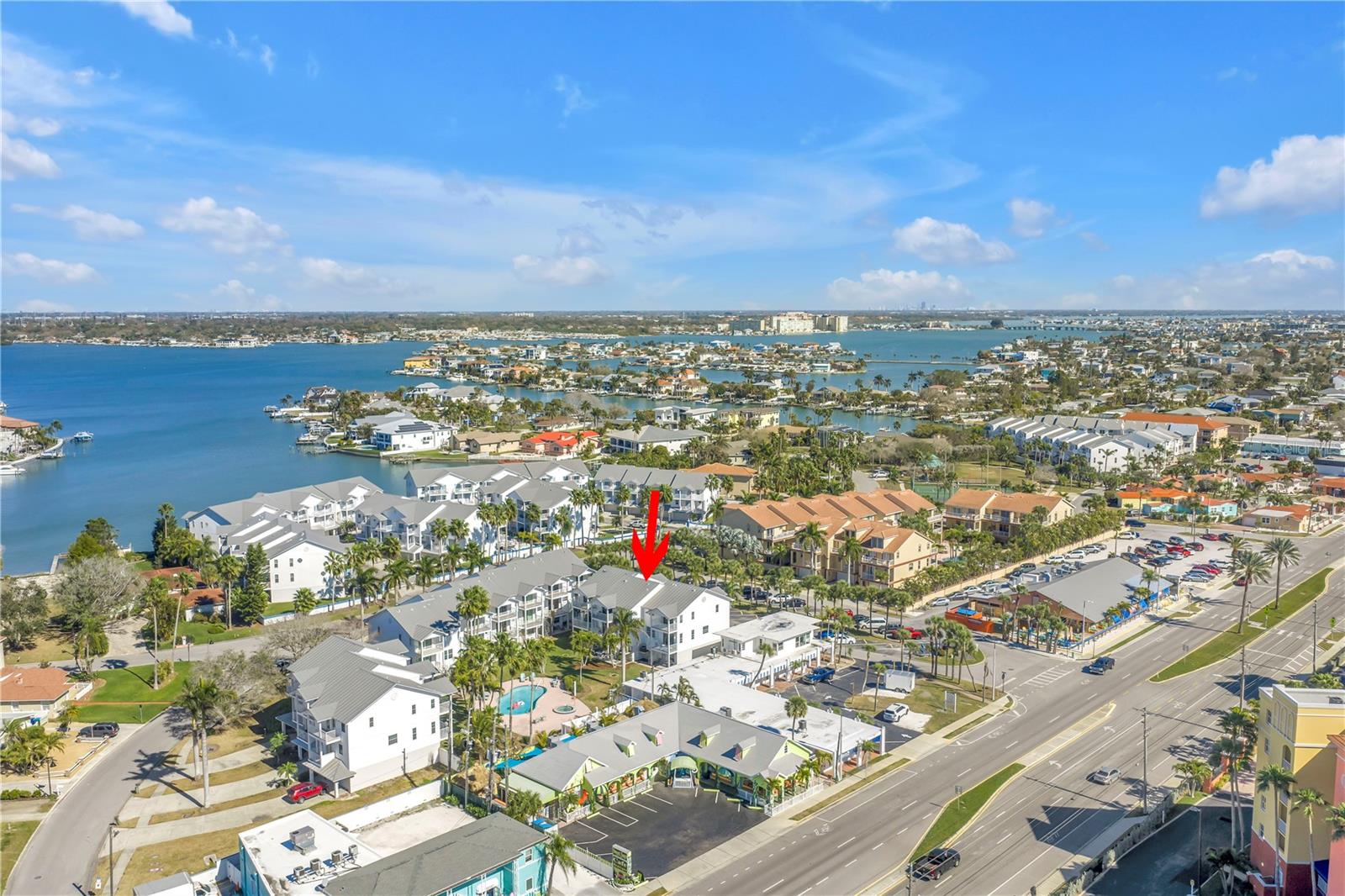 TIDES VILLAGE - CONCOURSE - Residential