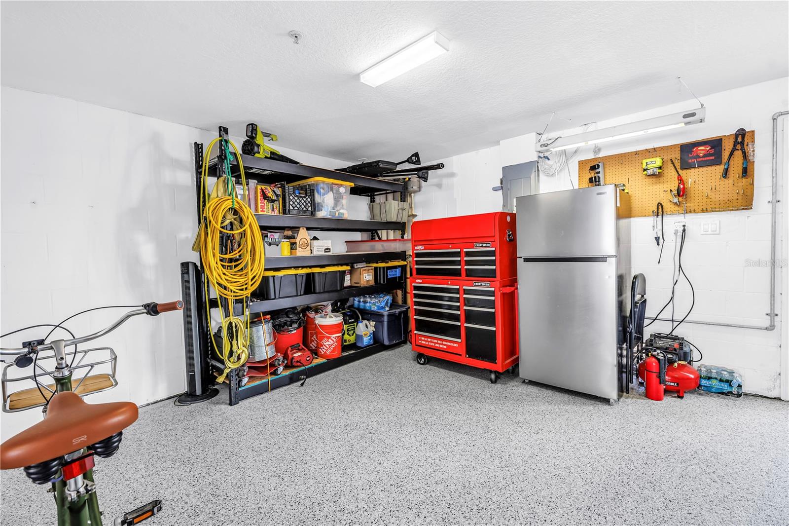 TIDES VILLAGE - CONCOURSE - Residential