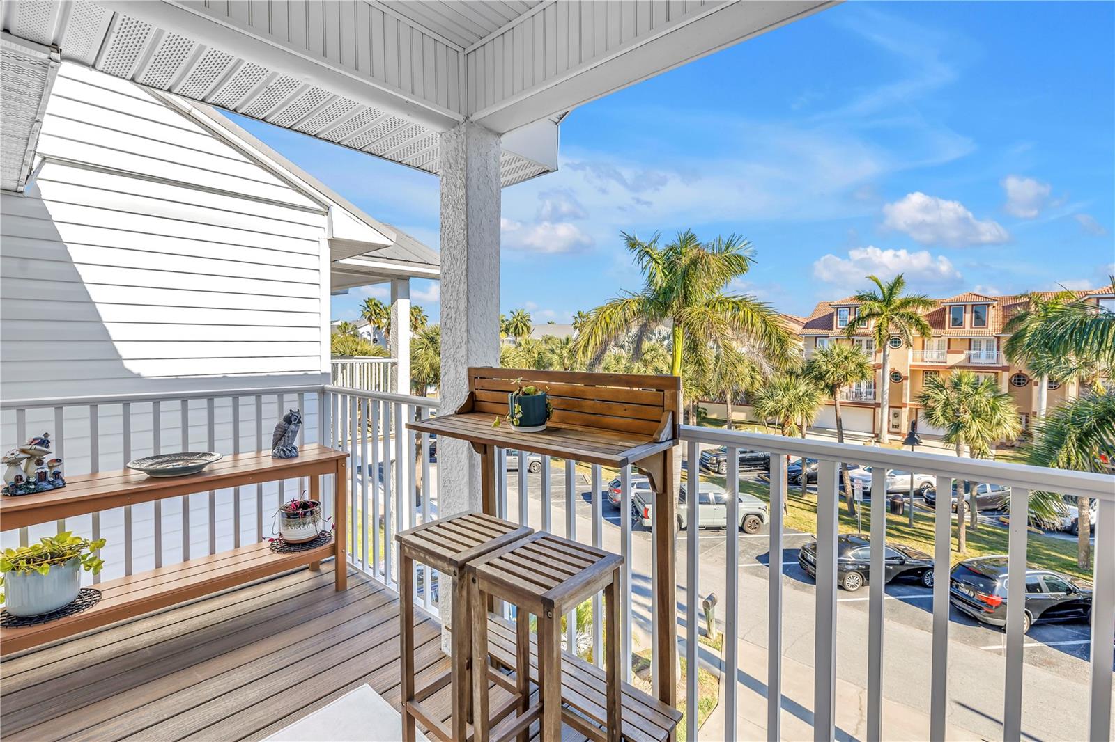 TIDES VILLAGE - CONCOURSE - Residential