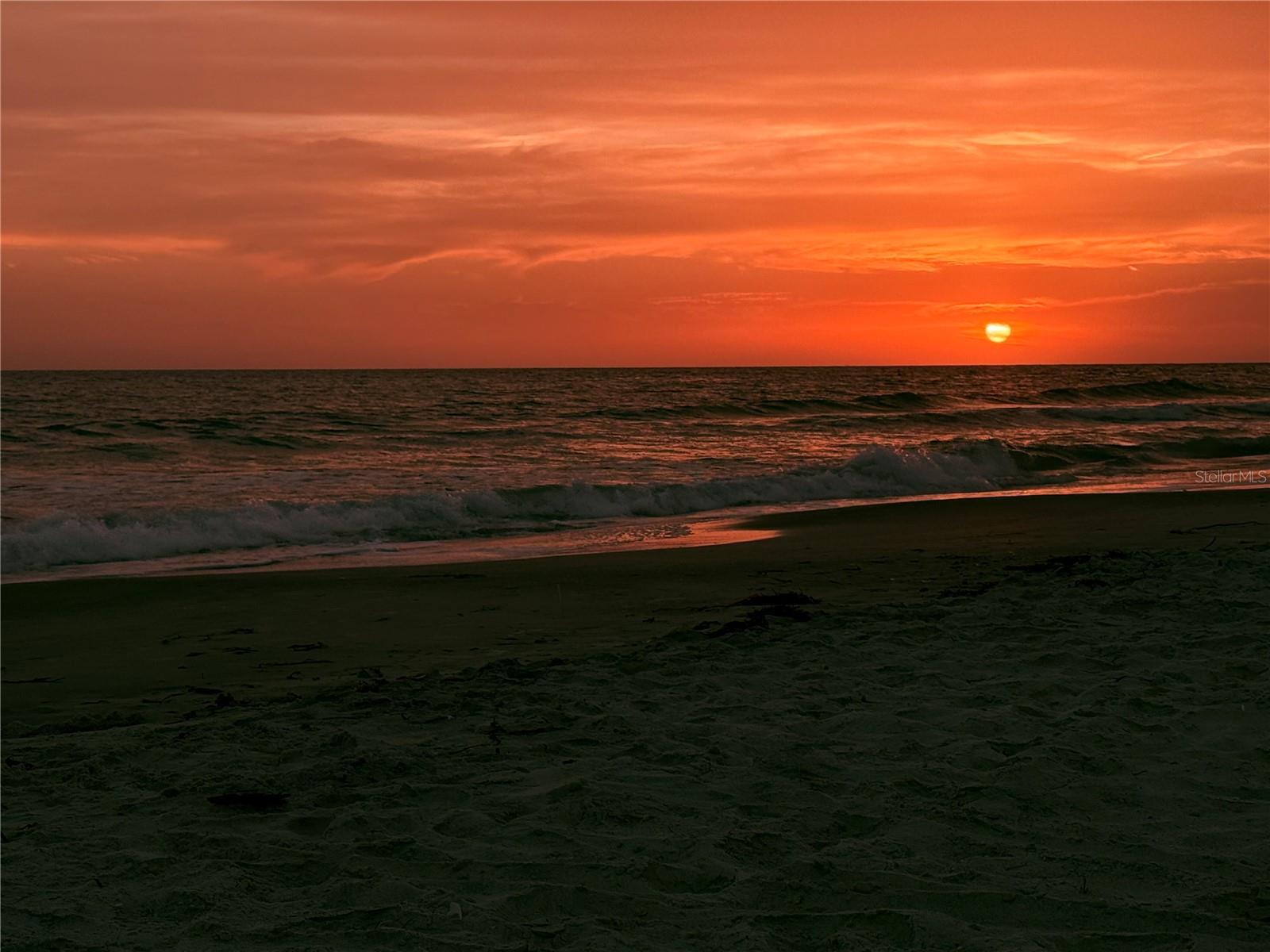 TIDES VILLAGE - CONCOURSE - Residential