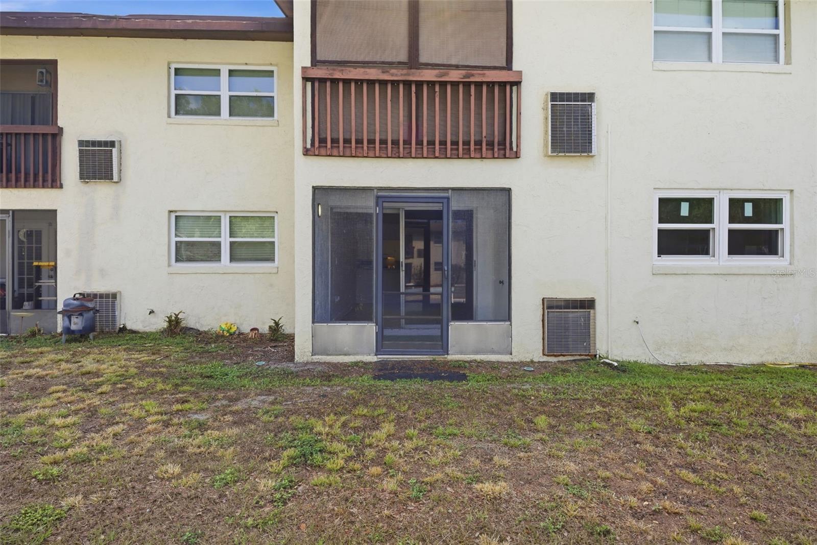 SANDY COVE LAKELAND & SANDY COVE LAKELAND ADD 01 - Residential