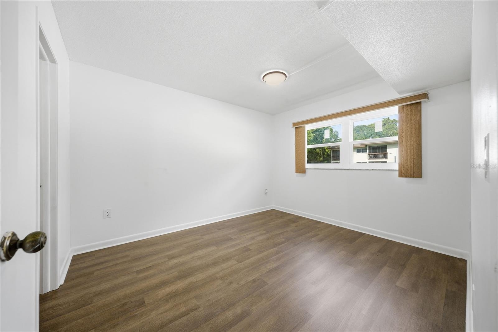SANDY COVE LAKELAND & SANDY COVE LAKELAND ADD 01 - Residential