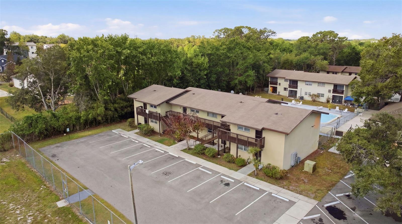 SANDY COVE LAKELAND & SANDY COVE LAKELAND ADD 01 - Residential