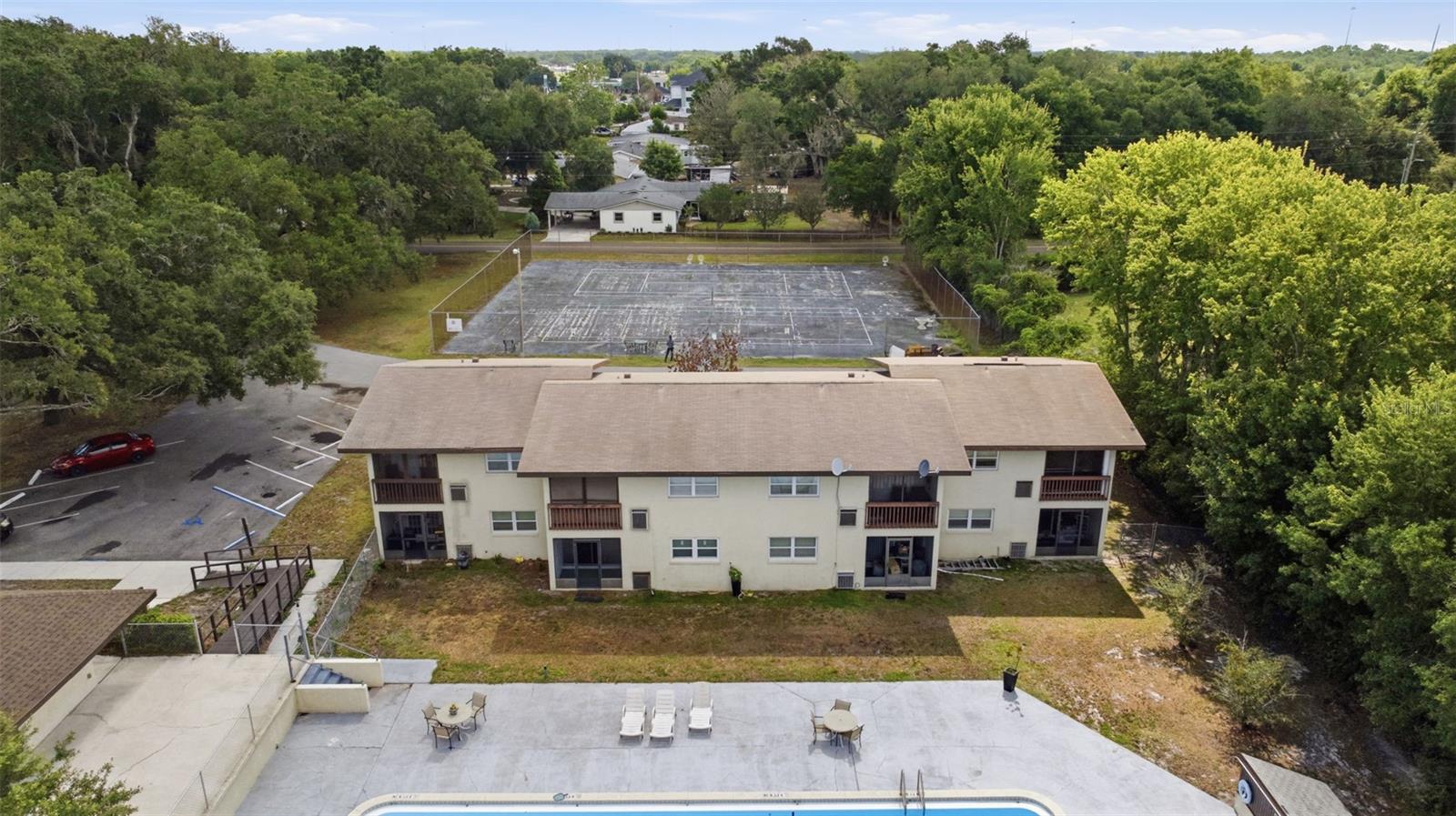 SANDY COVE LAKELAND & SANDY COVE LAKELAND ADD 01 - Residential