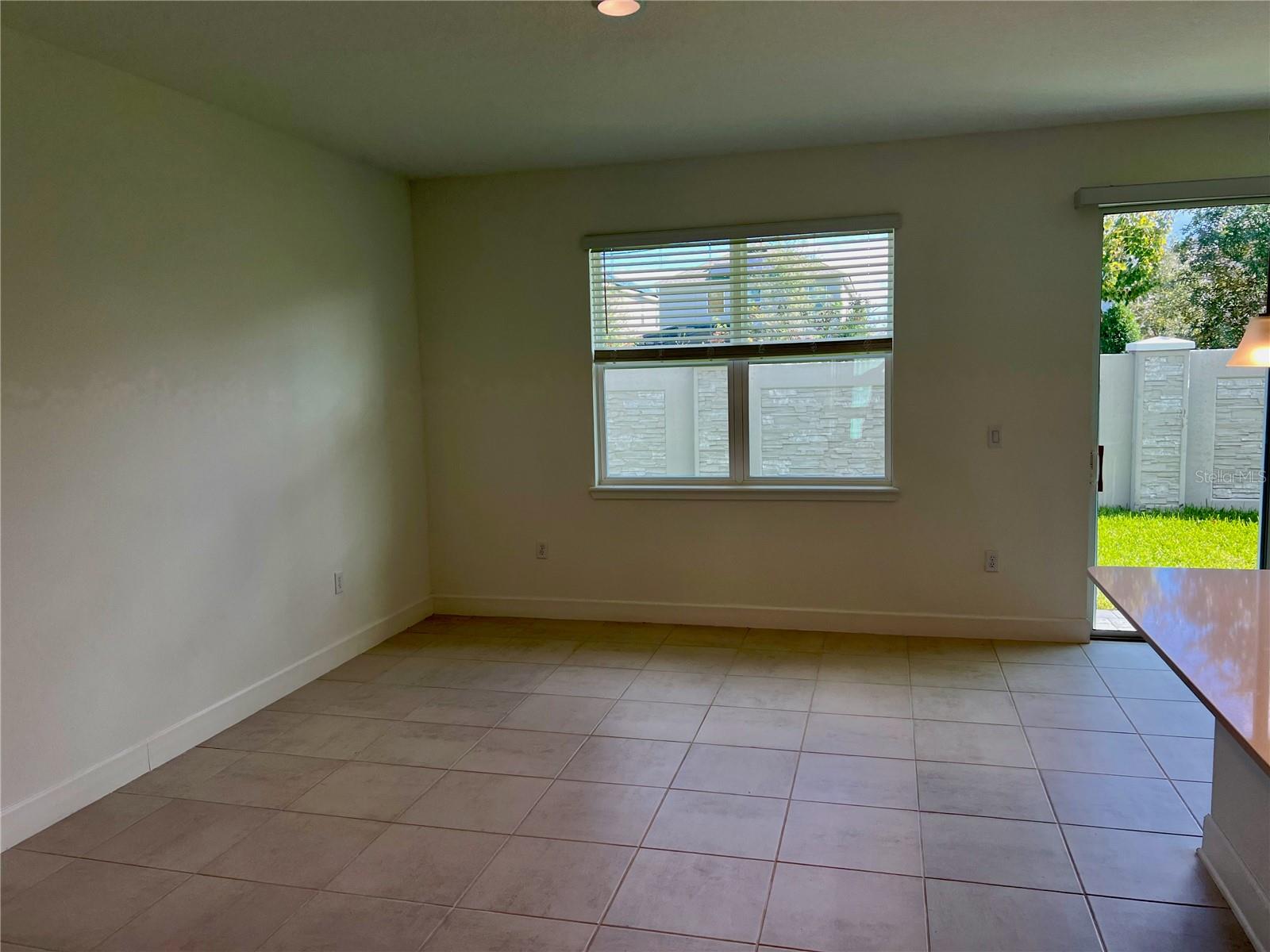 TOWNHOMES AT RIVERS EDGE - Residential Lease