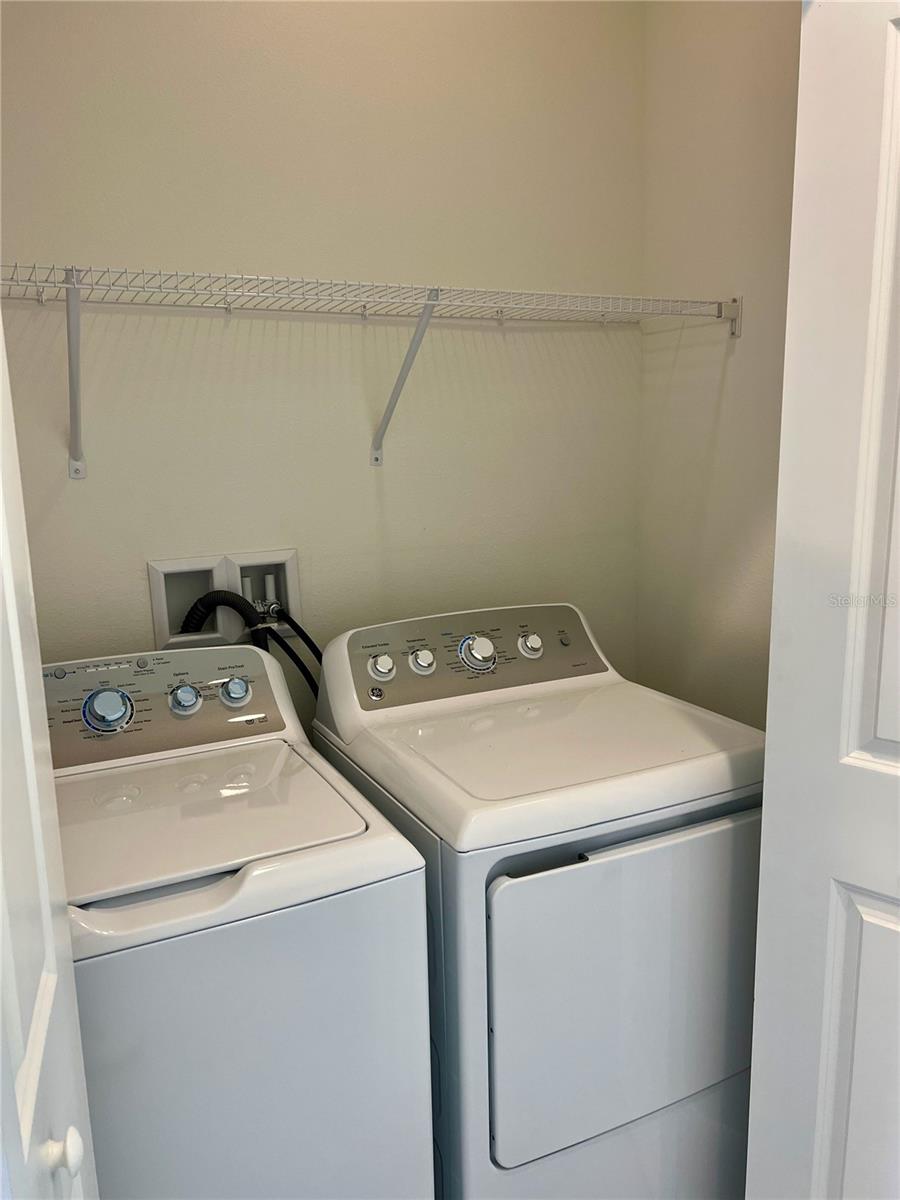 TOWNHOMES AT RIVERS EDGE - Residential Lease