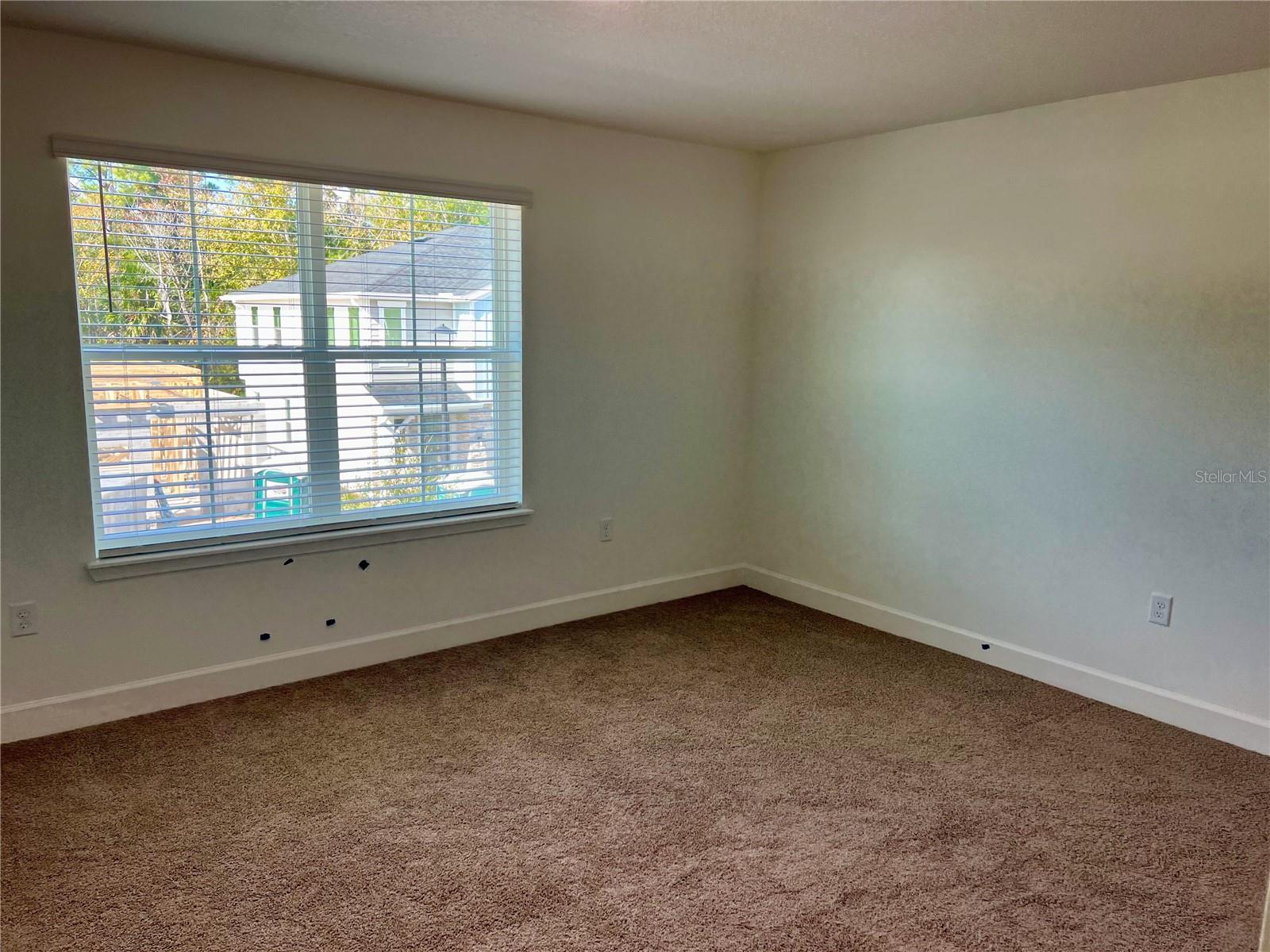 TOWNHOMES AT RIVERS EDGE - Residential Lease