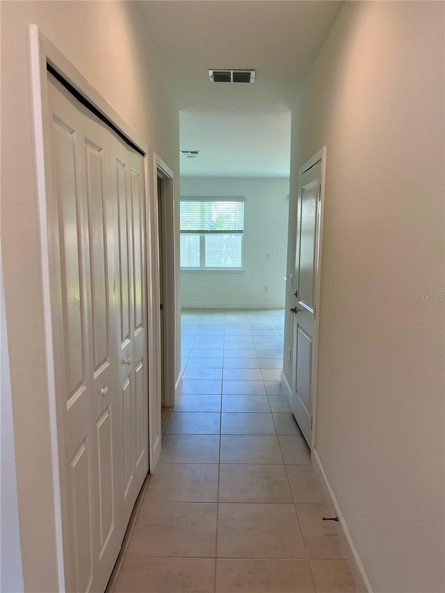 TOWNHOMES AT RIVERS EDGE - Residential Lease