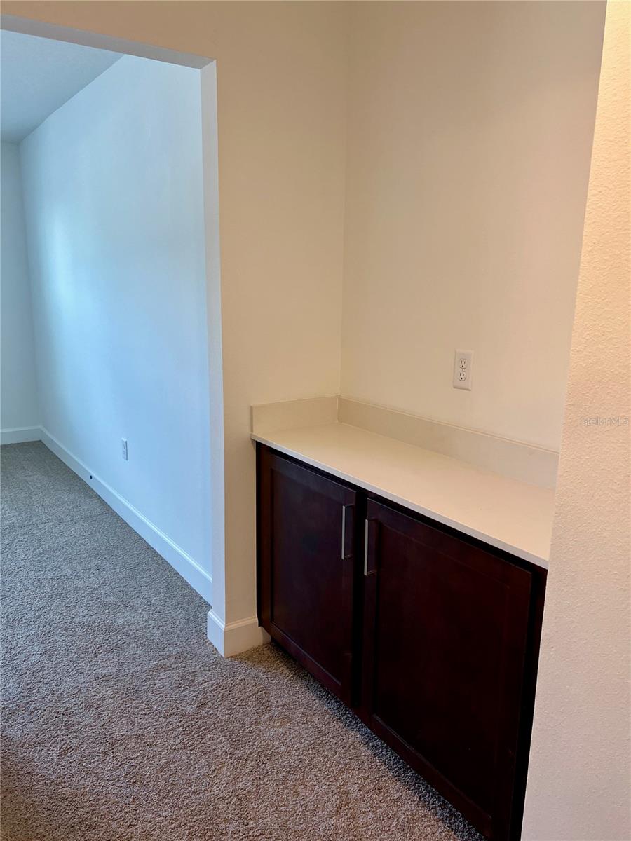 TOWNHOMES AT RIVERS EDGE - Residential Lease