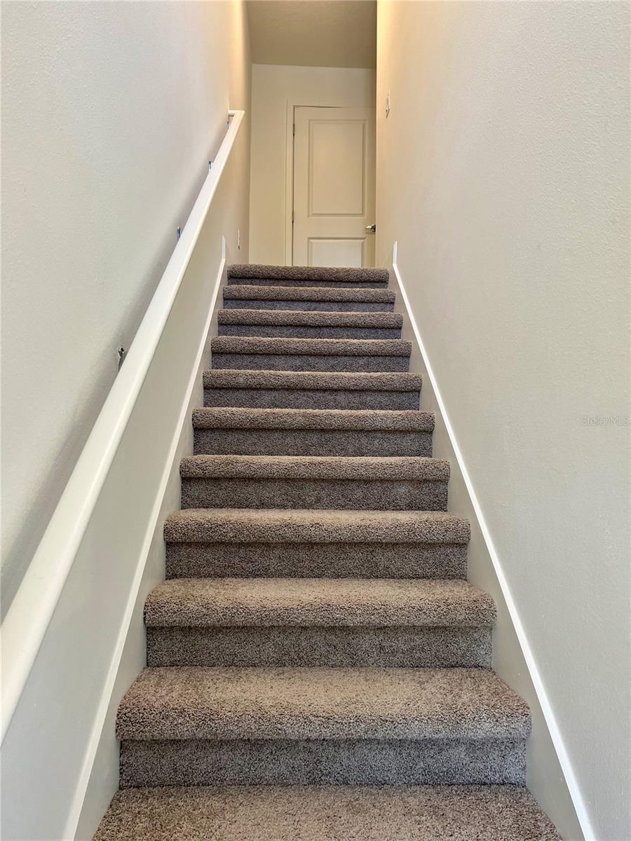 TOWNHOMES AT RIVERS EDGE - Residential Lease