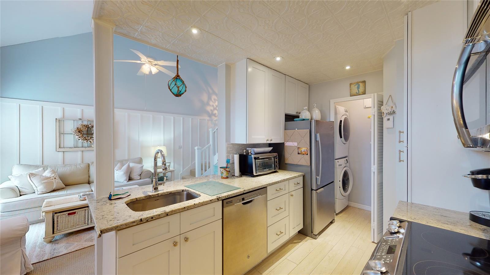 Sun Beach Club Condo Ph 01-03 - Residential