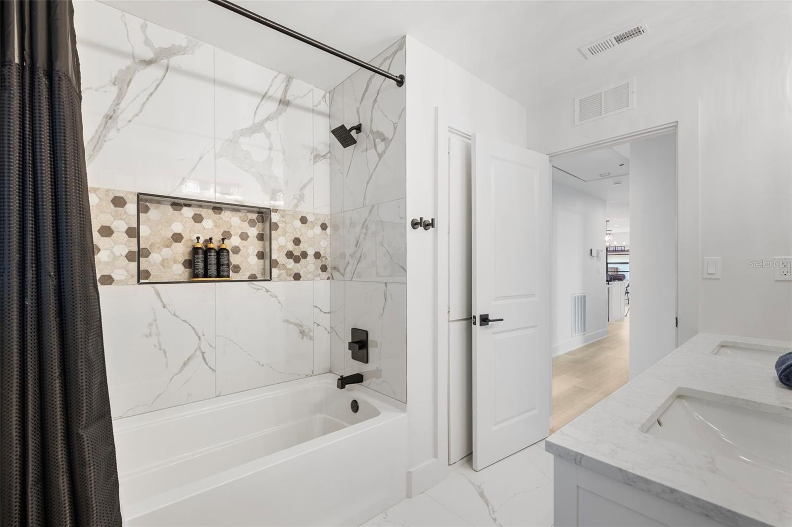 GOLF VIEW PLACE - Commercial Sale