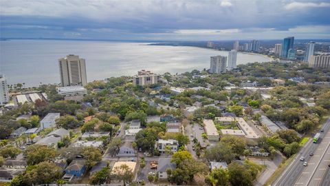 A home in TAMPA