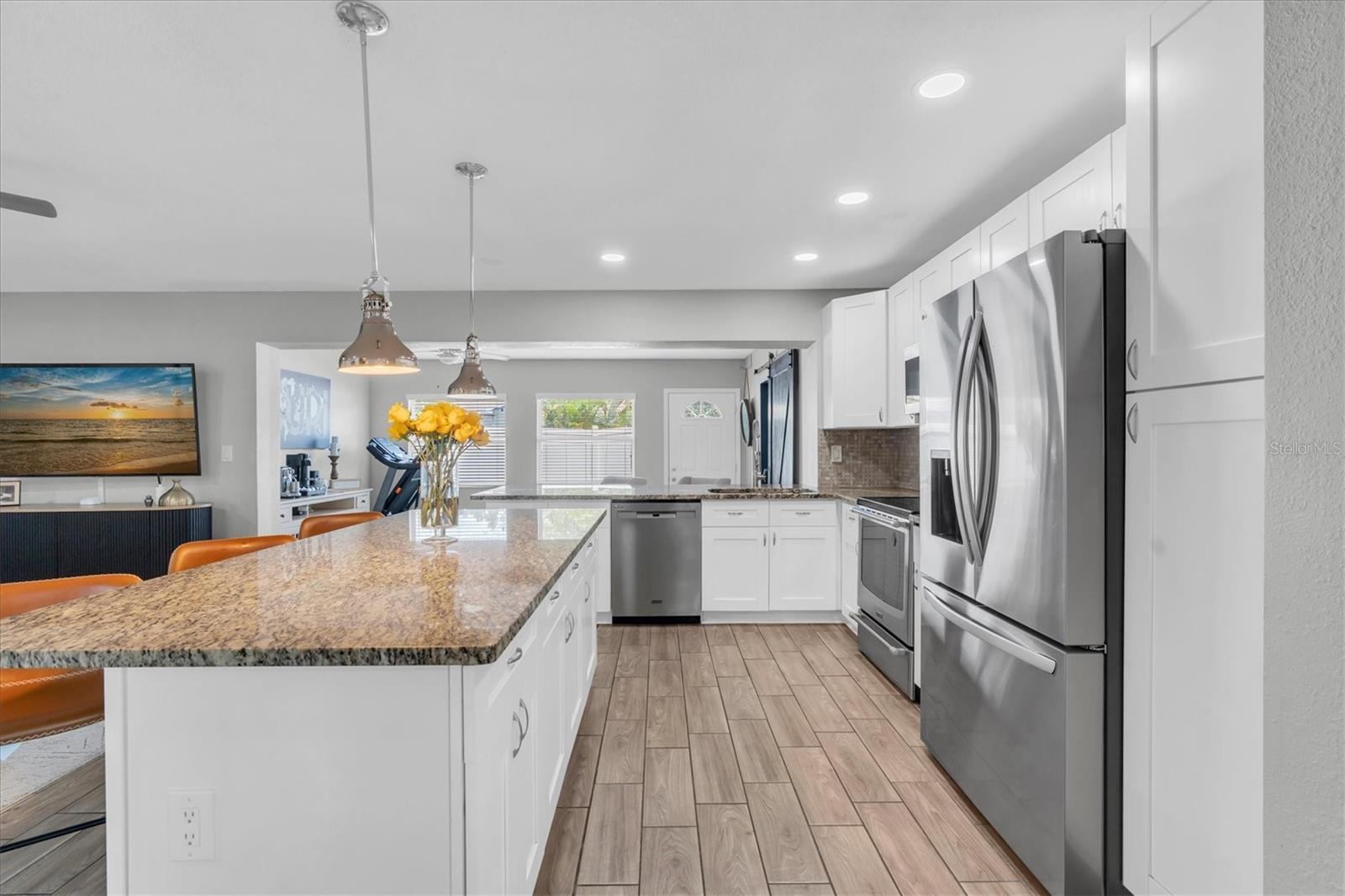 POINT PINELLAS HEIGHTS - Residential