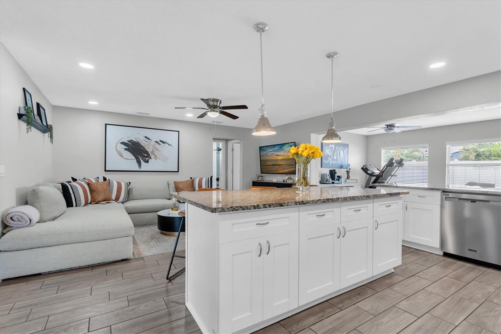 POINT PINELLAS HEIGHTS - Residential