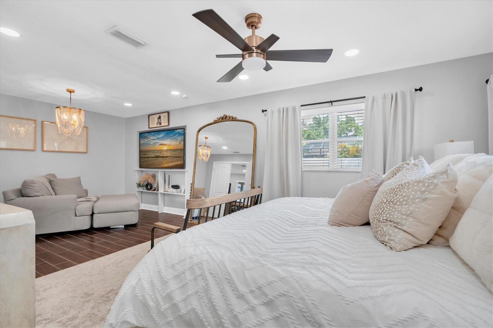 POINT PINELLAS HEIGHTS - Residential