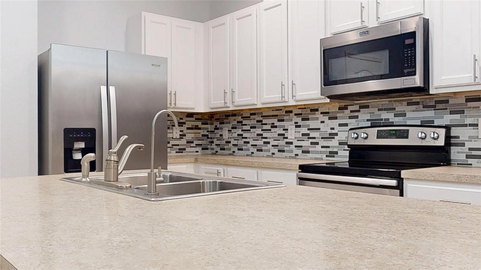 FELTRIM RESERVE - Residential Lease