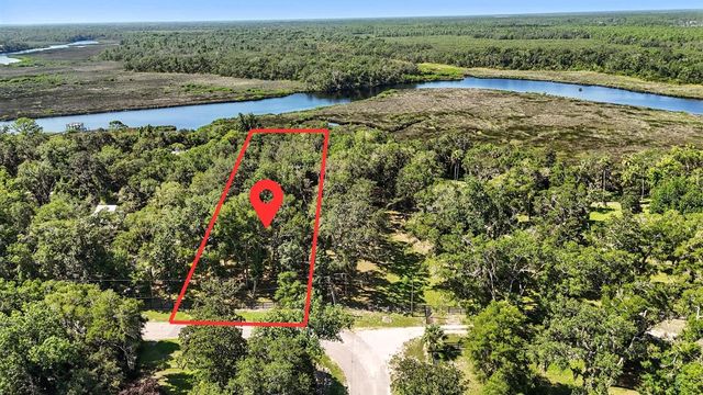 702 OVERLOOK TRAIL