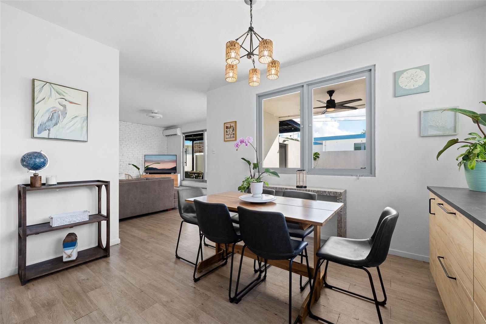 URB. VILLAMAR - Residential