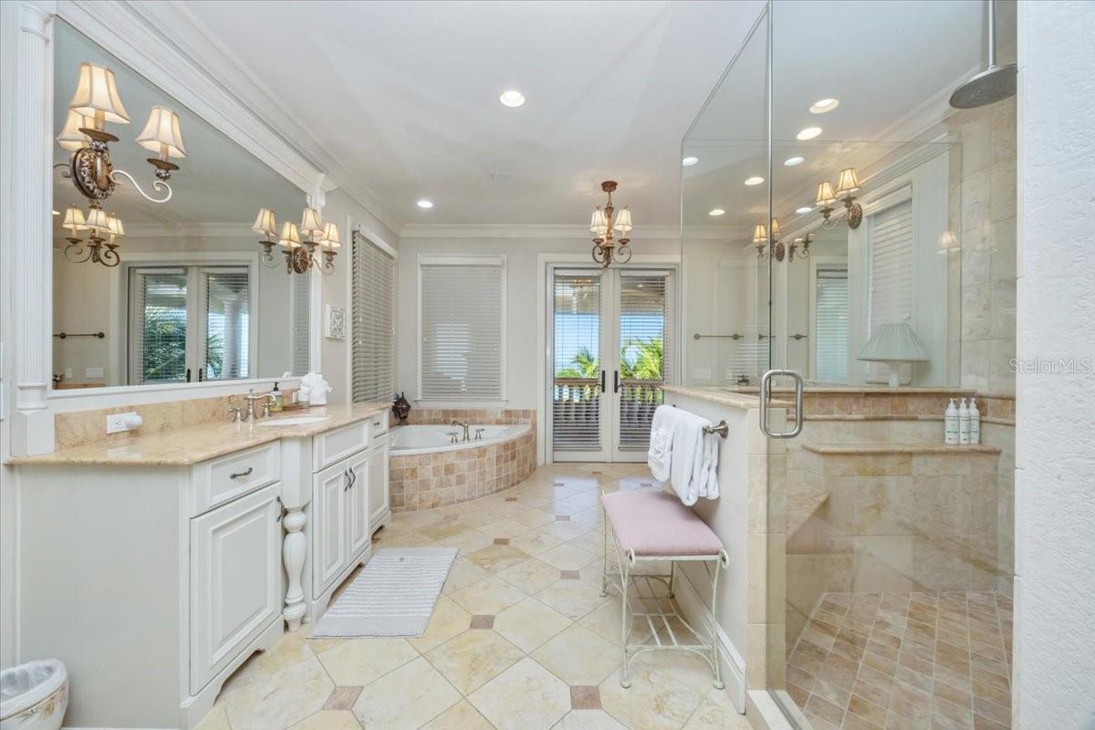 CASEY KEY - Residential