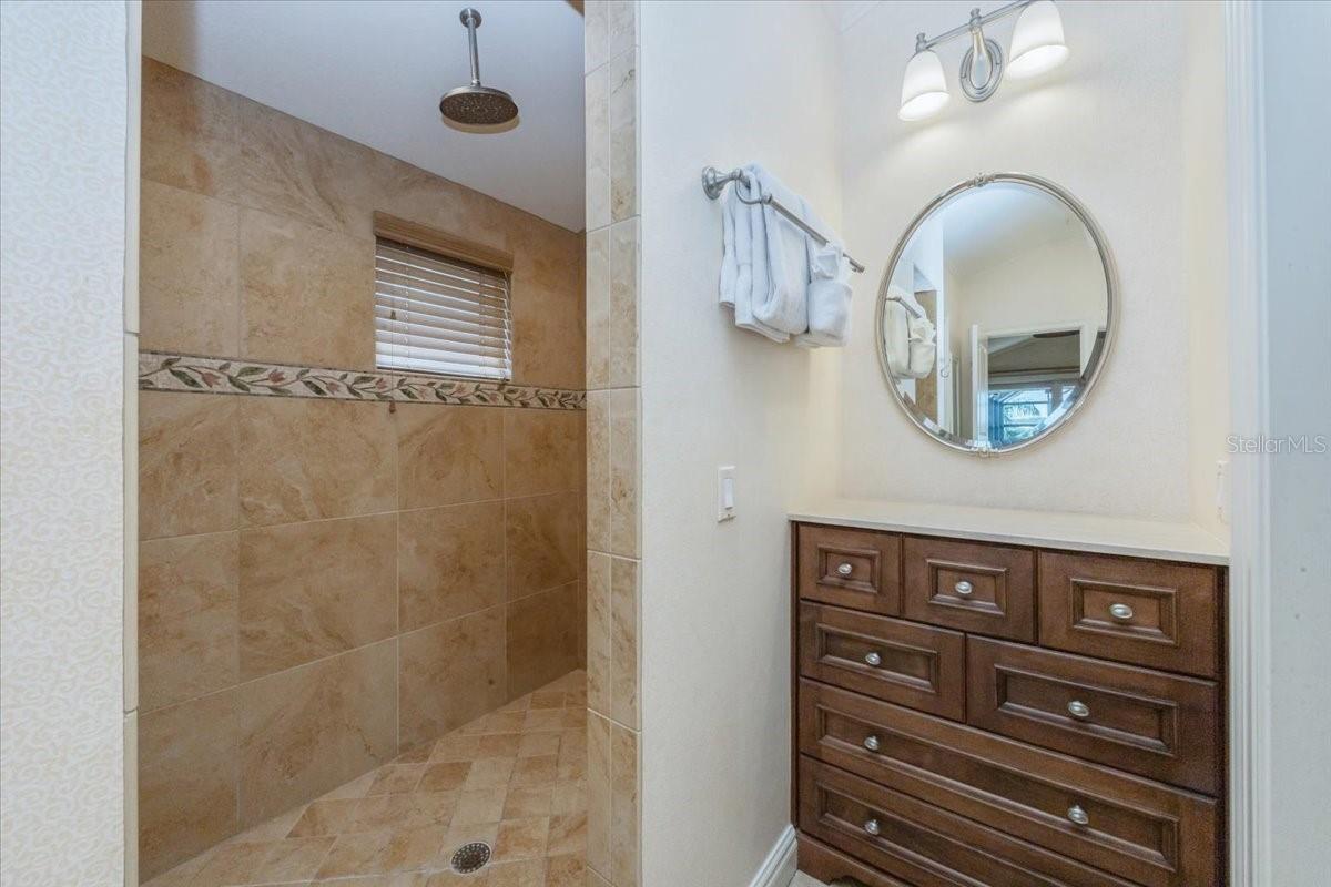 CASEY KEY - Residential